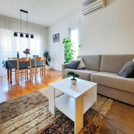Apartment Violetta-Punta Умаг Екстериор снимка